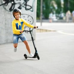 Πατίνι Micro Sprite Deluxe – Μαύρο -Ποδήλατα, τρίκυκλα, rollers, scooters Κατάστημα large micro sprite deluxe black 5